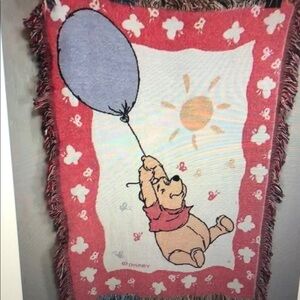 Disney Winnie the Pooh Blanket with Balloon